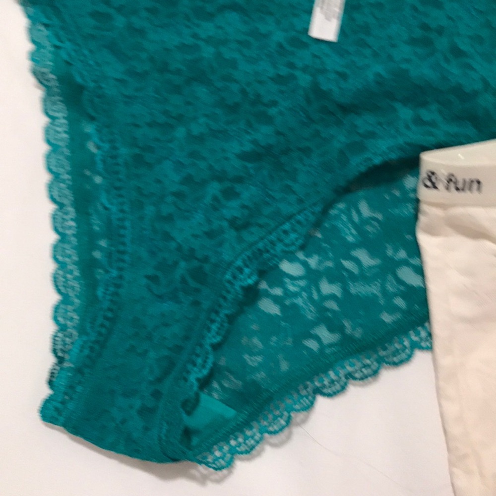 Panties - Picture 2 of 4